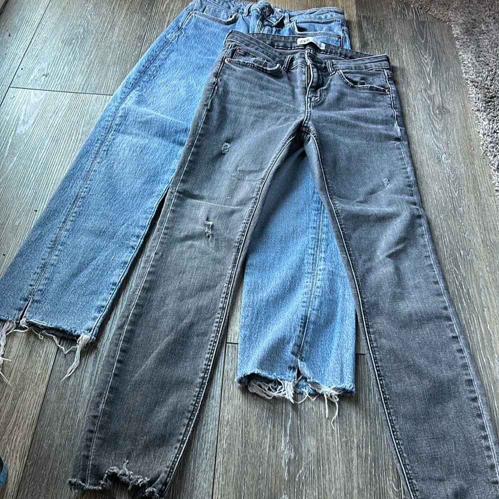2 pair different size Zara jeans size 4 & 6